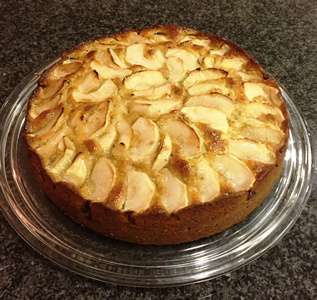 Apfel-Rosmarin-Kuchen